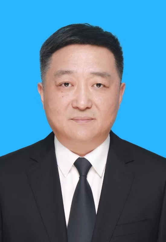 张   晶
